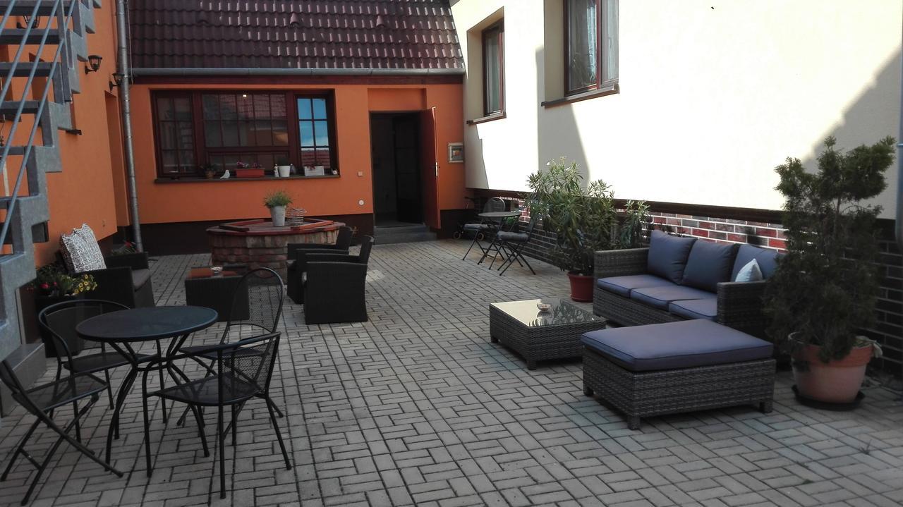 Penzion U Reky Vojkovice  ภายนอก รูปภาพ